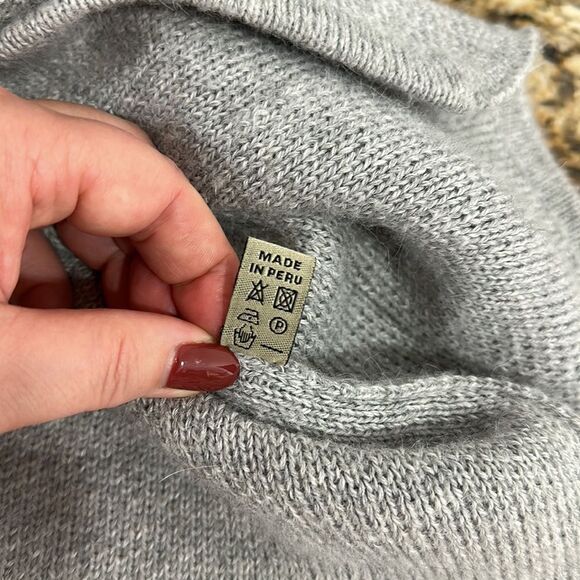 Peruvian Link Alpaca Collection Grey Button Front Cardigan Sweater Size S - Picture 6 of 9